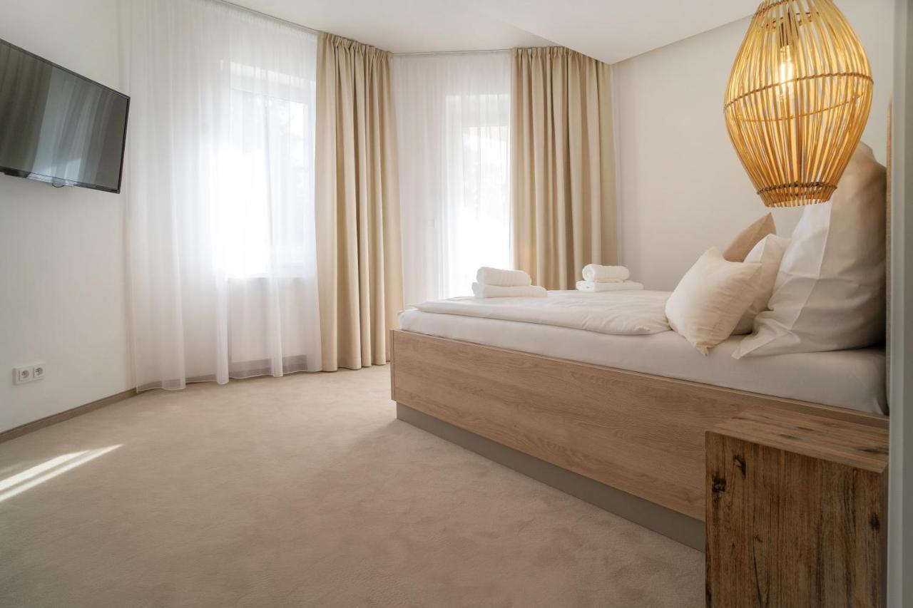 Hotel U Kaplicky Písek Exteriör bild