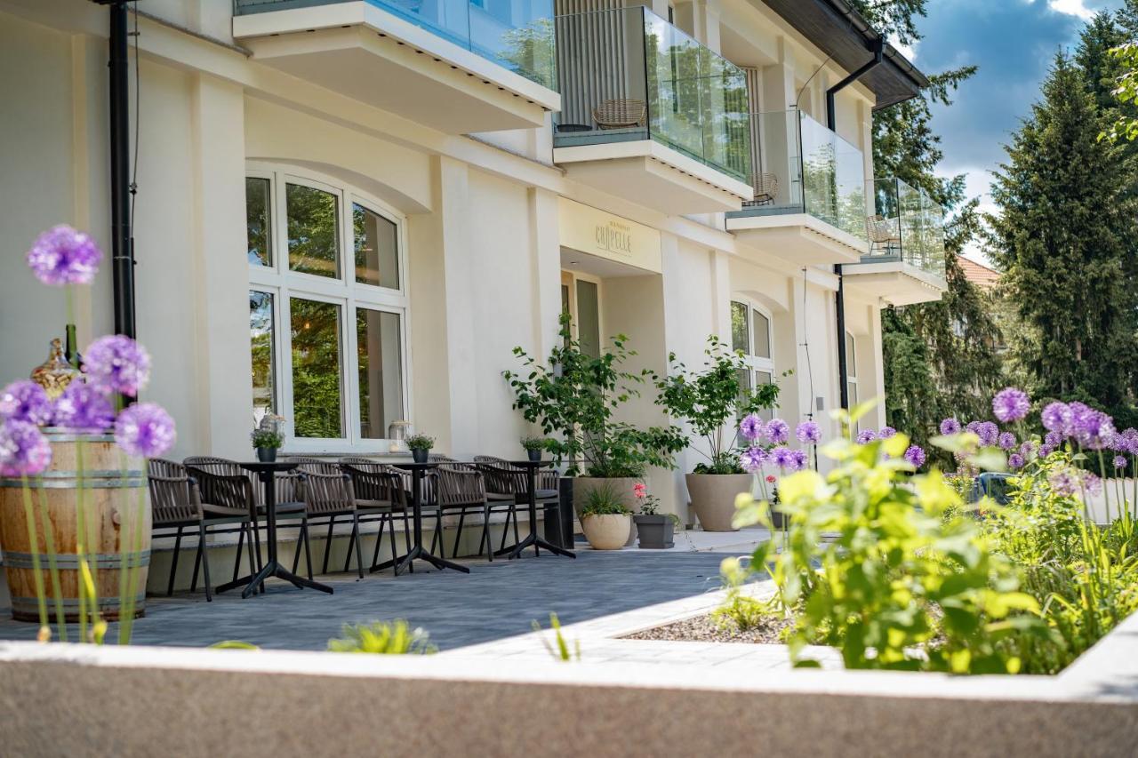 Hotel U Kaplicky Písek Exteriör bild