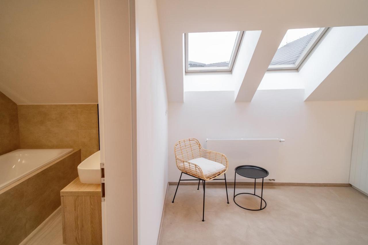 Hotel U Kaplicky Písek Exteriör bild