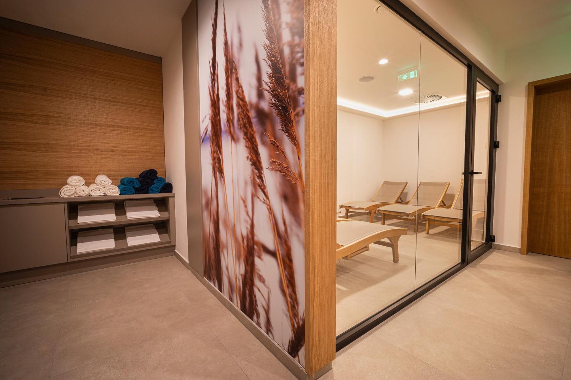 Hotel U Kaplicky Písek Exteriör bild